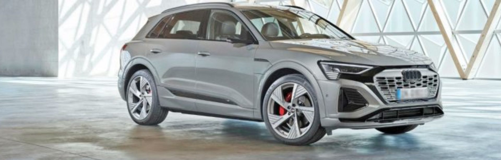 2024 Audi Q8 etron